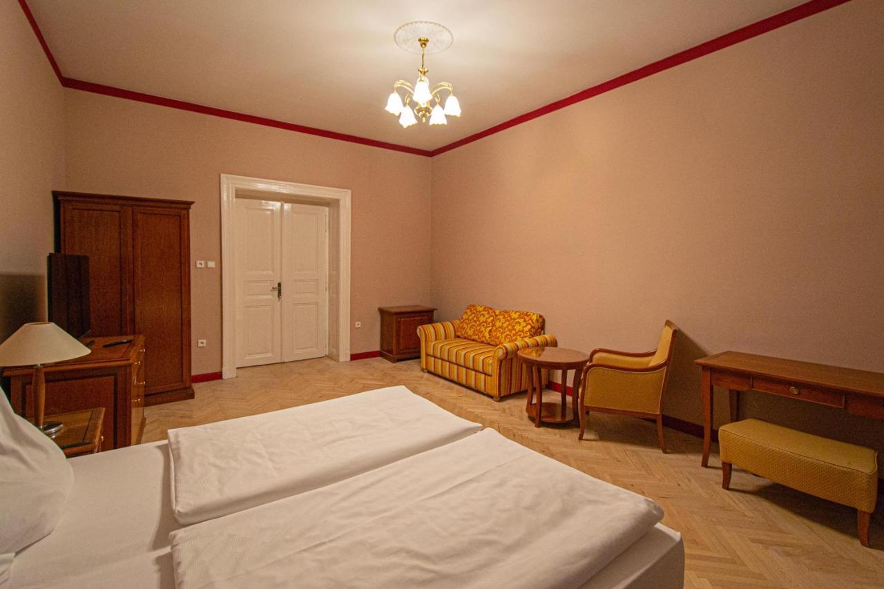 4 Bedrooms 130m2 At The Main Square Appartamento